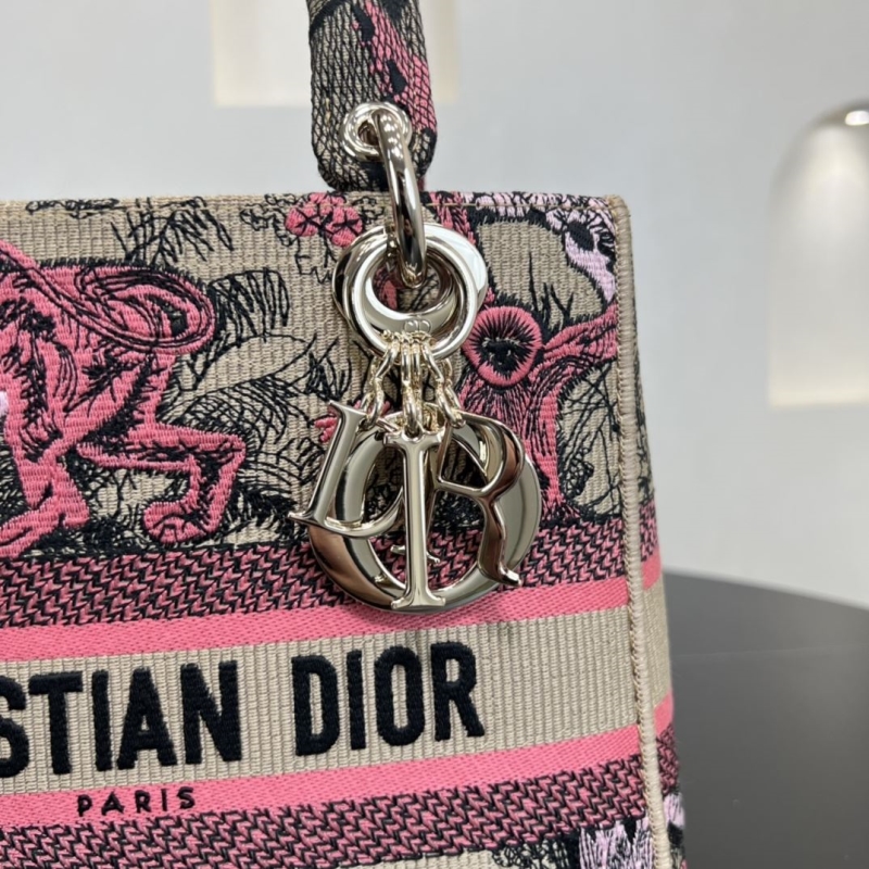 Dior Shopping Bags